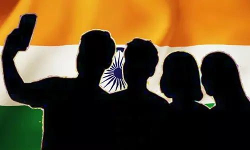 ಸೆಲ್ಫಿ ಎಂಬ ಆತ್ಮರತಿಯ ಗೀಳು