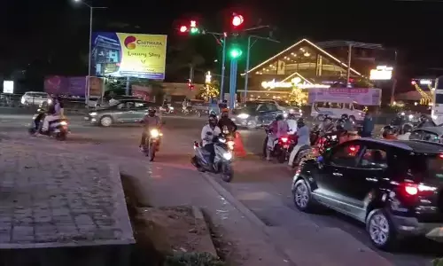 ಮಣಿಪಾಲ ಸಿಂಡಿಕೇಟ್ ಸರ್ಕಲ್‌ನಲ್ಲಿ ಸಂಚಾರ ನಿಯಮ ಉಲ್ಲಂಘನೆ