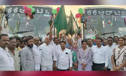 ಅಫಜಲಪುರದಿಂದ ಬೆಂಗಳೂರಿಗೆ ಅಮೋಘವರ್ಷ ಬಸ್ ಪ್ರಾರಂಭ : ಕೆಕೆಆರ್ ಟಿಸಿ ಅಧ್ಯಕ್ಷ ಅರುಣಕುಮಾರ ಪಾಟೀಲ್ ಚಾಲನೆ