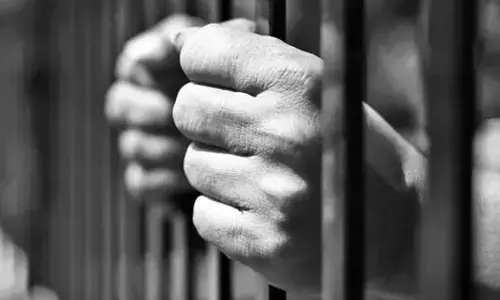 Gujarat | ಹೋಮ್ ವರ್ಕ್ ಮಾಡದ್ದಕ್ಕೆ ವಿದ್ಯಾರ್ಥಿನಿಗೆ ಕಪಾಳಮೋಕ್ಷ, ಶ್ರವಣದೋಷ: ಶಿಕ್ಷಕಿಗೆ ಜೈಲು ಶಿಕ್ಷೆ