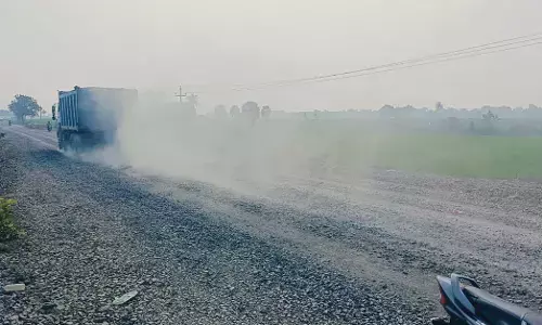 ಅರ್ಧಕ್ಕೆ ನಿಂತ ಕೆಂಭಾವಿ-ಹುಣಸಗಿ ರಸ್ತೆ ಕಾಮಗಾರಿ