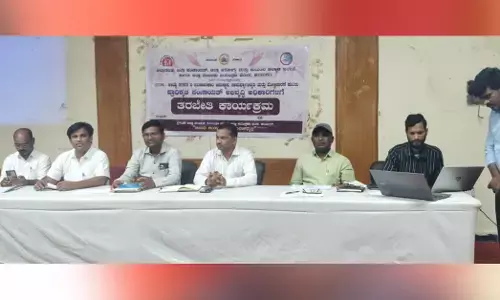ಚಿತ್ತಾಪುರ | ಕ್ಷಯರೋಗ ಸೋಂಕಿತರನ್ನು ದತ್ತು ಪಡೆದು ಟಿಬಿ ಮುಕ್ತ ಗ್ರಾಮಕ್ಕೆ ಶ್ರಮಿಸಿ : ಡಾ.ವೀರನಾಥ