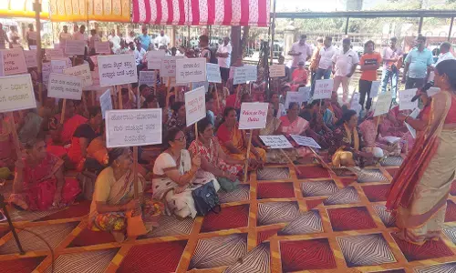 ಉಪ್ಪೂರು ಬೀದಿನಾಯಿ ಶೆಲ್ಟರ್ ನಿರ್ಮಾಣಕ್ಕೆ ವಿರೋಧ: ಗ್ರಾಮಸ್ಥರಿಂದ ಪ್ರತಿಭಟನೆ