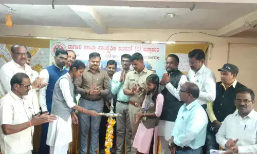 ಚಿತ್ತಾಪುರ |ಮೊಬೈಲ್‌ಗೆ ಮಾರು ಹೋಗಬೇಡಿ, ಓದಿಗೆ ಪ್ರಾಮುಖ್ಯತೆ ನೀಡಿ: ಶಶಿಧರ ಬಿರಾದಾರ