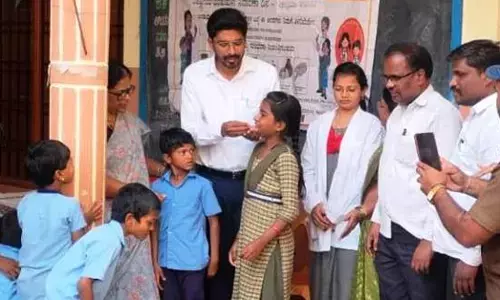 ಆಳಂದ | ರಾಷ್ಟ್ರೀಯ ಜಂತುಹುಳು ನಿವಾರಣಾ ದಿನ: ಮಕ್ಕಳಿಗೆ ಮಾತ್ರೆ ಅಲ್ಬೆಂಡಝೋಲ್ ವಿತರಣೆ