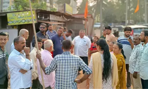 ತೊಕ್ಕೊಟ್ಟು: ಬೀದಿ ಬದಿ ವ್ಯಾಪಾರಿಗಳ ತೆರವು; ಕಾರ್ಯಾಚರಣೆ ಸ್ಥಗಿತಗೊಳಿಸಿ ವ್ಯಾಪಾರಕ್ಕೆ ಅವಕಾಶ ಕಲ್ಪಿಸಲು ಸಿಐಟಿಯು ಆಗ್ರಹ