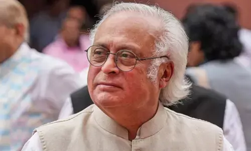 ಕೇಂದ್ರದ ಅಧಿಕೃತ ಜ್ಞಾಪಕ ಪತ್ರವನ್ನು ಪ್ರಶ್ನಿಸಿದ್ದಕ್ಕಾಗಿ ಕಾಂಗ್ರೆಸ್ ನಾಯಕ ಜೈರಾಮ್ ರಮೇ‌ಶ್ ಗೆ ಸುಪ್ರೀಂ ಕೋರ್ಟ್ ಛೀಮಾರಿ