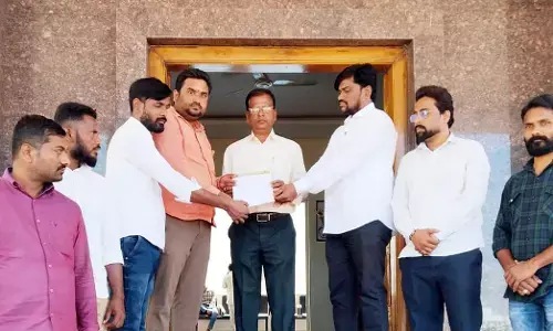 Bidar | ಶಾಲಾ ಅಭಿವೃದ್ಧಿ ಅನುದಾನದಲ್ಲಿ ಭ್ರಷ್ಟಾಚಾರ ಆರೋಪ: ತನಿಖೆಗೆ ಯುವ ಕ್ರಾಂತಿ ಸಂಘಟನೆ ಆಗ್ರಹ