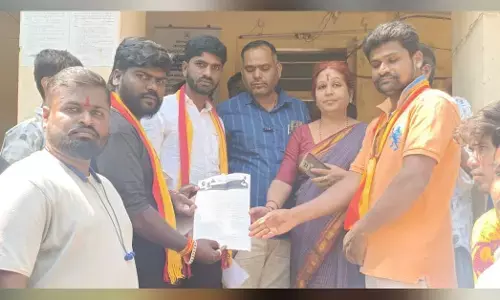 ಹುಮನಾಬಾದ್ | ಕರ್ತವ್ಯಲೋಪ ಆರೋಪ: ಅಡುಗೆ ಸಹಾಯಕಿಯರ ಅಮಾನತಿಗೆ ಕರವೇ ಮನವಿ