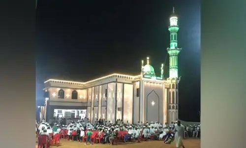 ಬಾಳೆಪುಣಿ: ನವೀಕೃತ ಬದ್ರಿಯಾ ಜುಮಾ ಮಸೀದಿ ಉದ್ಘಾಟನೆ; ಸ್ವಲಾತ್ ವಾರ್ಷಿಕೋತ್ಸವ