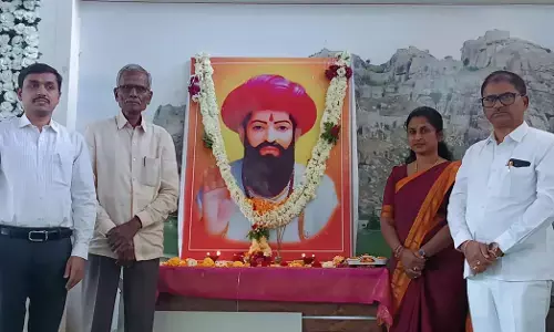 ಯಾದಗಿರಿ | ಸಂತ ಸೇವಾಲಾಲ್ ಅವರ ಆದರ್ಶಗಳನ್ನು ಜೀವನದಲ್ಲಿ ಅಳವಡಿಸಿಕೊಳ್ಳಿ; ರಮೇಶ ಕೋಲಾರ್