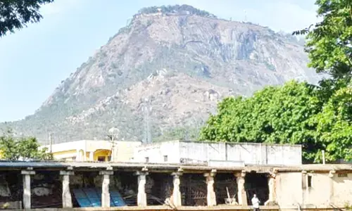 ಪ್ರವಾಸಿಗರ ನೆಚ್ಚಿನ ತಾಣ ಚಿಕ್ಕಬಳ್ಳಾಪುರದ ನಂದಿ ಬೆಟ್ಟ