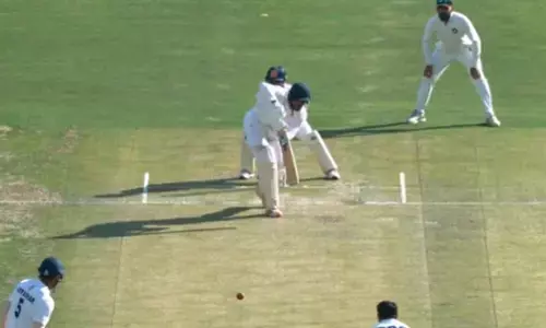 ರಣಜಿ ಟ್ರೋಫಿ | ಬೃಹತ್ ಮೊತ್ತ ಕಲೆ ಹಾಕಿದ ಕರ್ನಾಟಕ; 736ಕ್ಕೆ ಆಲೌಟ್