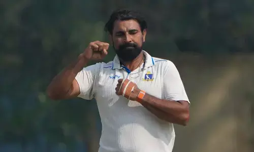 ರಣಜಿ ಟ್ರೋಫಿ ಸೆಮಿಫೈನಲ್ | ಎಂಟು ವಿಕೆಟ್ ಕಿತ್ತ ಮುಹಮ್ಮದ್ ಶಮಿ; ಬಿಸಿಸಿಐ ಸೆಲೆಕ್ಟರ್ಸ್ ಗೆ ʼಡೈರೆಕ್ಟ್ ಹಿಟ್ʼ!