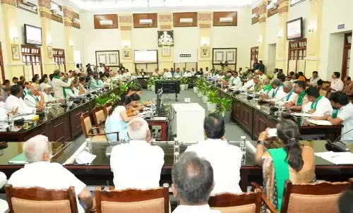 ಸಂಪಾದಕೀಯ | ರೈತರ ಕೊರಳಿಗೆ ಉರುಳಾಗಿರುವ ಜಾನುವಾರು ಹತ್ಯೆ ಪ್ರತಿಬಂಧಕ ಕಾಯ್ದೆ