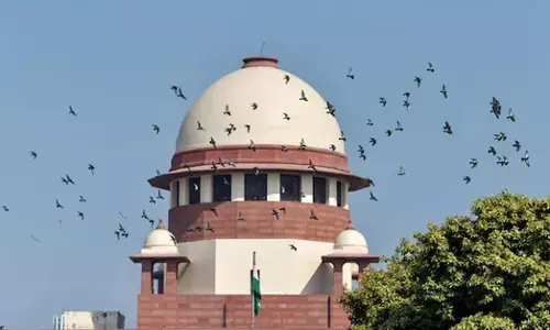 ಸ್ತನ ಹಿಡಿಯುವುದು, ಪೈಜಾಮದ ದಾರ ಎಳೆಯುವುದು ‘ಅತ್ಯಾಚಾರ ಯತ್ನ’ಕ್ಕೆ ಸಮಾನವಾದ ಕೃತ್ಯ: ಸುಪ್ರೀಂ ಕೋರ್ಟ್