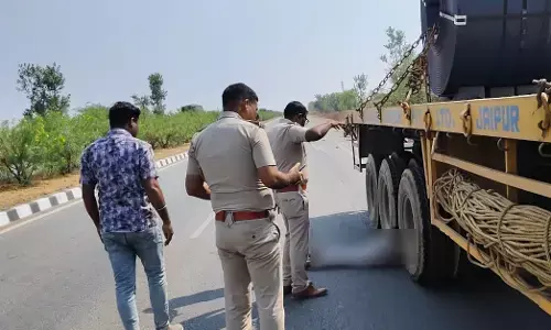Koppala | ಭೀಕರ ರಸ್ತೆ ಅಪಘಾತ; ಲಾರಿ ಚಕ್ರದಡಿ ಸಿಲುಕಿ ಬೈಕ್ ಸವಾರರಿಬ್ಬರು ಮೃತ್ಯು
