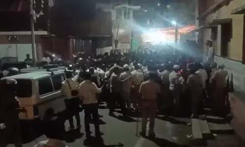 Bagalkote | ಶಿವಾಜಿ ಜಯಂತಿ ಮೆರವಣಿಗೆ ವೇಳೆ ಕಲ್ಲು ತೂರಾಟ ಆರೋಪ; ಸ್ಥಳದಲ್ಲಿ‌ ಬಿಗುವಿನ ವಾತಾವರಣ