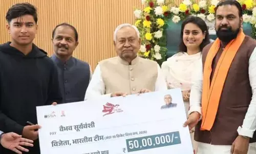 ಕಿರಿಯರ ವಿಶ್ವಕಪ್ ಹೀರೊ ಸೂರ್ಯವಂಶಿಗೆ ಬಿಹಾರ ಸಿಎಂ ಸನ್ಮಾನ