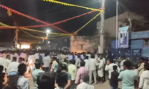 ಕೊಪ್ಪಳ | ಜಾತ್ರೆಯಲ್ಲಿ ಅಂಬೇಡ್ಕರ್ ಧ್ವಜ ಹಾರಾಟಕ್ಕೆ ತಗಾದೆ: ದಲಿತರು- ಸವರ್ಣಿಯರ ಮಧ್ಯೆ ಗಲಾಟೆ