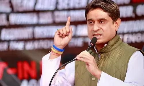 AI ಶೃಂಗಸಭೆಯಲ್ಲಿ ಪ್ರತಿಭಟನೆ | ಯುವ ಕಾಂಗ್ರೆಸ್ ರಾಷ್ಟ್ರೀಯ ಅಧ್ಯಕ್ಷ ಉದಯ್ ಭಾನು ಬಂಧನ