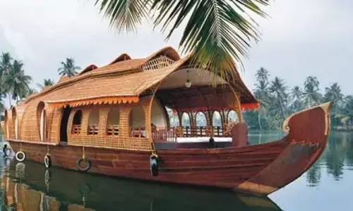 ‘ಕೇರಳ’ ಹೆಸರನ್ನು ‘ಕೇರಳಂ’ ಎಂದು ಬದಲಾಯಿಸುವ ಪ್ರಸ್ತಾವಕ್ಕೆ ಕೇಂದ್ರ ಸಚಿವ ಸಂಪುಟ ಅನುಮೋದನೆ