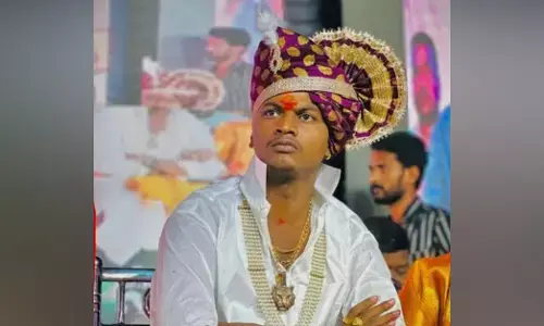 ಯಾದಗಿರಿ | ಬಾಲಕಿಯೊಡನೆ ಅನುಚಿತ ವರ್ತನೆ ಆರೋಪ : ಸ್ವ ಘೋಷಿತ ದೇವ ಮಾನವ ಮಲ್ಲಿಕಾರ್ಜುನ ಮುತ್ಯಾ ವಿರುದ್ದ ಮಕ್ಕಳ ಆಯೋಗದಿಂದ ದೂರು ದಾಖಲು