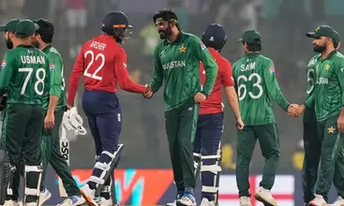 ಟಿ-20 ವಿಶ್ವಕಪ್ | ಇಂಗ್ಲೆಂಡ್ ವಿರುದ್ಧ ಸೋತಿರುವ ಪಾಕಿಸ್ತಾನ ಸೆಮಿ ಫೈನಲ್ ತಲುಪುವುದೇ?