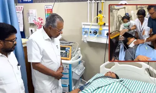 Kerala | ಕಣ್ಣೂರಿನಲ್ಲಿ ವಿದ್ಯಾರ್ಥಿ ಸಂಘಟನೆಯ ಪ್ರತಿಭಟನೆ ವೇಳೆ ಆರೋಗ್ಯ ಸಚಿವೆ ವೀಣಾ ಜಾರ್ಜ್‌ಗೆ ಗಾಯ