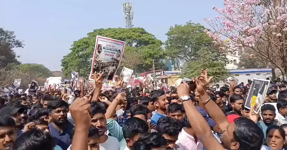 ಖಾಸಗಿ ವಲಯದಲ್ಲಿ ಮೀಸಲಾತಿ: ಹೋರಾಟಕ್ಕೆ ಇನ್ನೇಕೆ ತಡ?