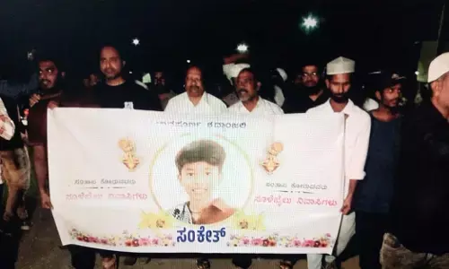 Shivamogga | ವಿದ್ಯಾರ್ಥಿ ಸಂಕೇತ್ ಹತ್ಯೆ ಖಂಡಿಸಿ ಬೀದಿಗಿಳಿದ ಸೂಳೆಬೈಲು ಗ್ರಾಮಸ್ಥರು