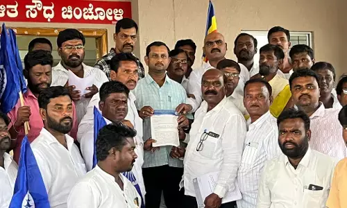 ಚಿಂಚೋಳಿ | ಒಳಮೀಸಲಾತಿಯ ದೋಷ ಸರಿಪಡಿಸಲು ಒತ್ತಾಯಿಸಿ ಪ್ರತಿಭಟನೆ