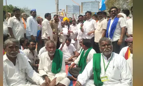 ಸುರಪುರ | ಕಕ್ಕೇರಾ ತಾಲೂಕು ಕೇಂದ್ರ ಘೋಷಣೆಗೆ ಆಗ್ರಹಿಸಿ ಪಟ್ಟಣ ಬಂದ್