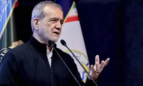 ಶತ್ರುಗಳ ಮಿಲಿಟರಿ ನೆಲೆಗಳನ್ನು ನಾಶಮಾಡುವುದನ್ನು ಇರಾನ್ ಮುಂದುವರಿಸಲಿದೆ: ಇರಾನ್ ಅಧ್ಯಕ್ಷ ಮಸೂದ್ ಪೆಝೆಶ್ಕಿಯಾನ್