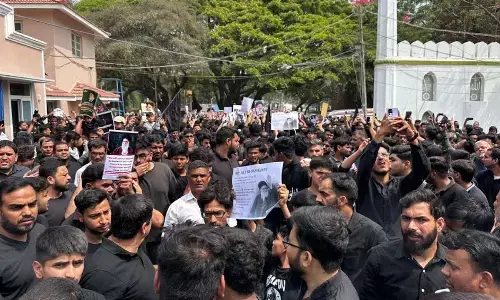 ಇರಾನ್ ಸರ್ವೋಚ್ಚ ನಾಯಕ ಆಯತುಲ್ಲಾ ಅಲಿ ಖಾಮಿನೈ ಹತ್ಯೆ: ಬೆಂಗಳೂರಿನಲ್ಲಿ ಮೌನ ಪ್ರತಿಭಟನೆ