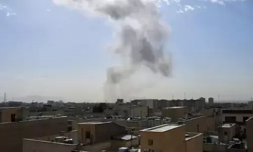 ಯುದ್ದ ನಿಮ್ಮ ನೆರೆಹೊರೆಯವರೊಂದಿಗೆ ಅಲ್ಲ: ಇರಾನ್ ವೈಮಾನಿಕ ದಾಳಿಗೆ ಯುಎಇ ಖಂಡನೆ