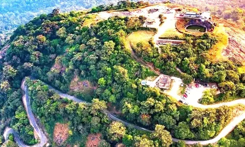 ಪ್ರಕೃತಿ ಪ್ರಿಯರ,ಚಾರಣಿಗರಿಗೆ ನೆಚ್ಚಿನ ತಾಣ ಕುಂದಾದ್ರಿ ಬೆಟ್ಟ