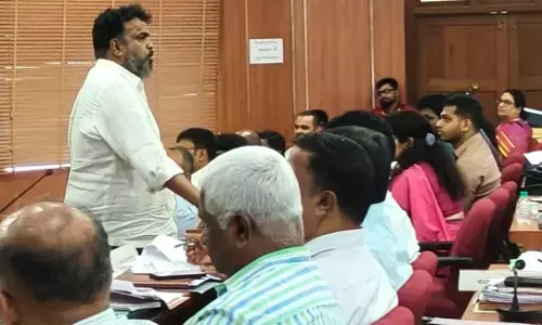 ಕಾರವಾರ | ಸಚಿವ ಮಂಕಾಳ ವೈದ್ಯ ವಿರುದ್ಧ ಸತೀಶ್ ಸೈಲ್ ಆಕ್ರೋಶ: ಕೆಡಿಪಿ ಸಭೆಯಿಂದ ಹೊರನಡೆದ ಶಾಸಕ