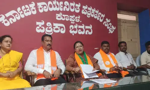 ಕೊಪ್ಪಳ | ಸಿದ್ಧರಾಮಯ್ಯನವರ ಸರಕಾರ ಅರ್ಥಿಕವಾಗಿ ದಿವಾಳಿಯಾಗಿದೆ : ಹೇಮಲತಾ ನಾಯಕ ಆರೋಪ