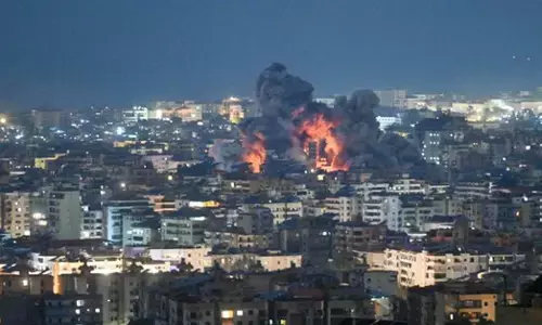 ಬೈರೂತ್‌ನಲ್ಲಿ ಹಿಝ್ಬುಲ್ಲಾದೊಂದಿಗೆ ಸಂಪರ್ಕವಿರುವ ಅಲ್ ಮನಾರ್ ಟಿವಿ ಕೇಂದ್ರದ ಮೇಲೆ ಇಸ್ರೇಲ್ ನಿಂದ ವಾಯುದಾಳಿ