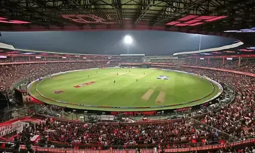 RCB ಅಭಿಮಾನಿಗಳಿಗೆ ಗುಡ್‌ನ್ಯೂಸ್‌ | ಆರ್‌ಸಿಬಿಯ ಐದು ಪಂದ್ಯಗಳಿಗೆ ಚಿನ್ನಸ್ವಾಮಿ ಸ್ಟೇಡಿಯಂ ಆತಿಥ್ಯ