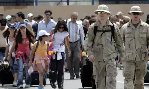 ಮಧ್ಯಪ್ರಾಚ್ಯದಿಂದ 9 ಸಾವಿರ ಅಮೆರಿಕನ್ನರ ಸ್ಥಳಾಂತರ: ವರದಿ