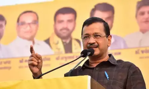 ಸಂಪಾದಕೀಯ | ತನ್ನ ಪಕ್ಷವನ್ನು ಶುಚಿಗೊಳಿಸಲು ಕೇಜ್ರಿವಾಲ್ ಕಸಬರಿಕೆ ಬಳಸಲಿ