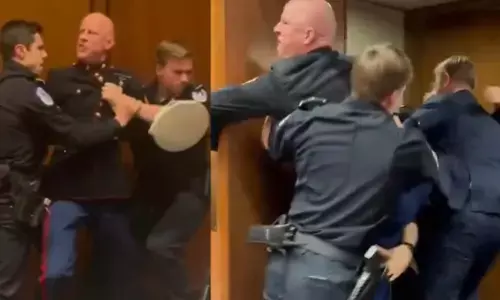 ಇರಾನ್ ಮೇಲಿನ ದಾಳಿ ಖಂಡಿಸಿ ಪ್ರತಿಭಟನೆ: ಅಮೆರಿಕ ಸೆನೆಟ್‌ನಿಂದ ಮಾಜಿ ನೌಕಾಪಡೆಯ ಅಧಿಕಾರಿ ಹೊರಕ್ಕೆ