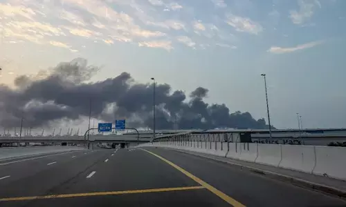 ದುಬೈ ನಿವಾಸಿಗಳಿಗೆ ಕ್ಷಿಪಣಿ ದಾಳಿ ಎಚ್ಚರಿಕೆ ಸಂದೇಶ; ಹೊರಾಂಗಣಕ್ಕೆ ಹೋಗದಂತೆ ಸೂಚನೆ