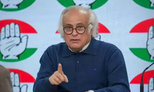 ಟ್ರಂಪ್ ವೆನೆಝುವೆಲಾದಲ್ಲಿ ಮಡುರೊ ಪದಚ್ಯುತಗೊಳಿಸಿದ ಹಾದಿಯನ್ನೇ ಬಿಹಾರದಲ್ಲಿ ನಿತೀಶ್ ಗೆ ಅನುಸರಿಸಿದ ಮೋದಿ: ಜೈರಾಮ್ ರಮೇಶ್ ಆರೋಪ