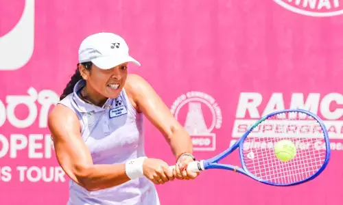 ಕಲಬುರಗಿ ಓಪನ್ ಮಹಿಳಾ ಟೆನಿಸ್ ಟೂರ್ನಿ : ವೈಷ್ಣವಿ, ರೈನಾ ಜೋಡಿ ಸಿಂಗಲ್ಸ್- ಡಬಲ್ಸ್ ನಲ್ಲಿ ಮೋಡಿ