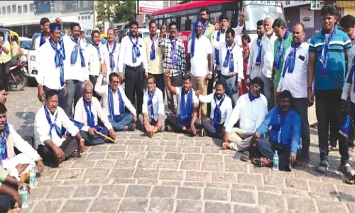 ಒಳಮೀಸಲಾತಿ ಅನ್ವಯ ನೇಮಕಾತಿಗೆ ಒತ್ತಾಯ | ಮಾದಿಗ ಸಮುದಾಯ ಕರೆ ನೀಡಿದ್ದ ‘ದಾವಣಗೆರೆ ಬಂದ್’ಗೆ ಉತ್ತಮ ಪ್ರತಿಕ್ರಿಯೆ