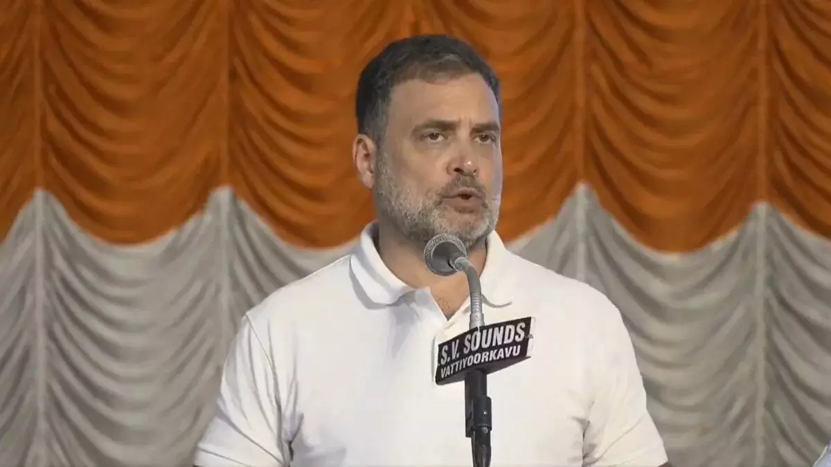 Kerala | ಐದು ಗ್ಯಾರಂಟಿಗಳನ್ನು ಘೋಷಿಸಿದ ರಾಹುಲ್ ಗಾಂಧಿ Kerala | ಐದು ಗ್ಯಾರಂಟಿಗಳನ್ನು ಘೋಷಿಸಿದ ರಾಹುಲ್ ಗಾಂಧಿ