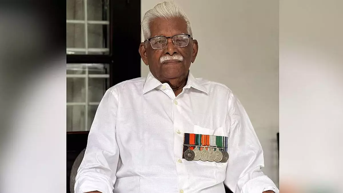 1965ರ ಭಾರತ-ಪಾಕ್ ಯುದ್ಧದ ಹಿರೋ ಕೆ.ಜಿ.ಜಾರ್ಜ್ ನಿಧನ 1965ರ ಭಾರತ-ಪಾಕ್ ಯುದ್ಧದ ಹಿರೋ ಕೆ.ಜಿ.ಜಾರ್ಜ್ ನಿಧನ